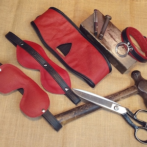 Leather full face blindfold with rear velcro belts
