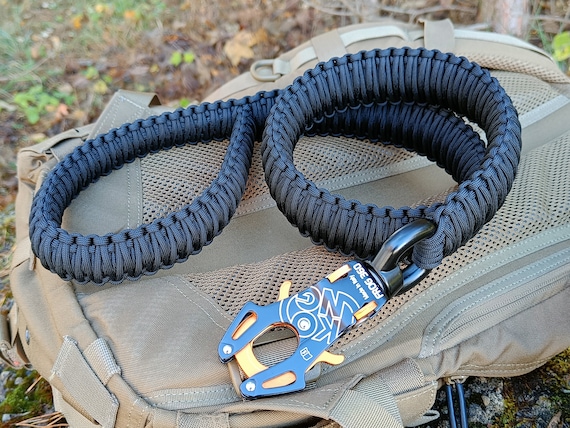 Heavy Duty Paracord Dog Leash With Pro Climbing Carabiner, Thick Wide Lead  With Kong Frog Tango Clip for Large Dog, Huge Giant Dog Leash 