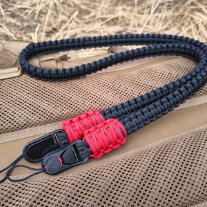 Paracord Braided Camera Strap with Camera Quick Release Clip