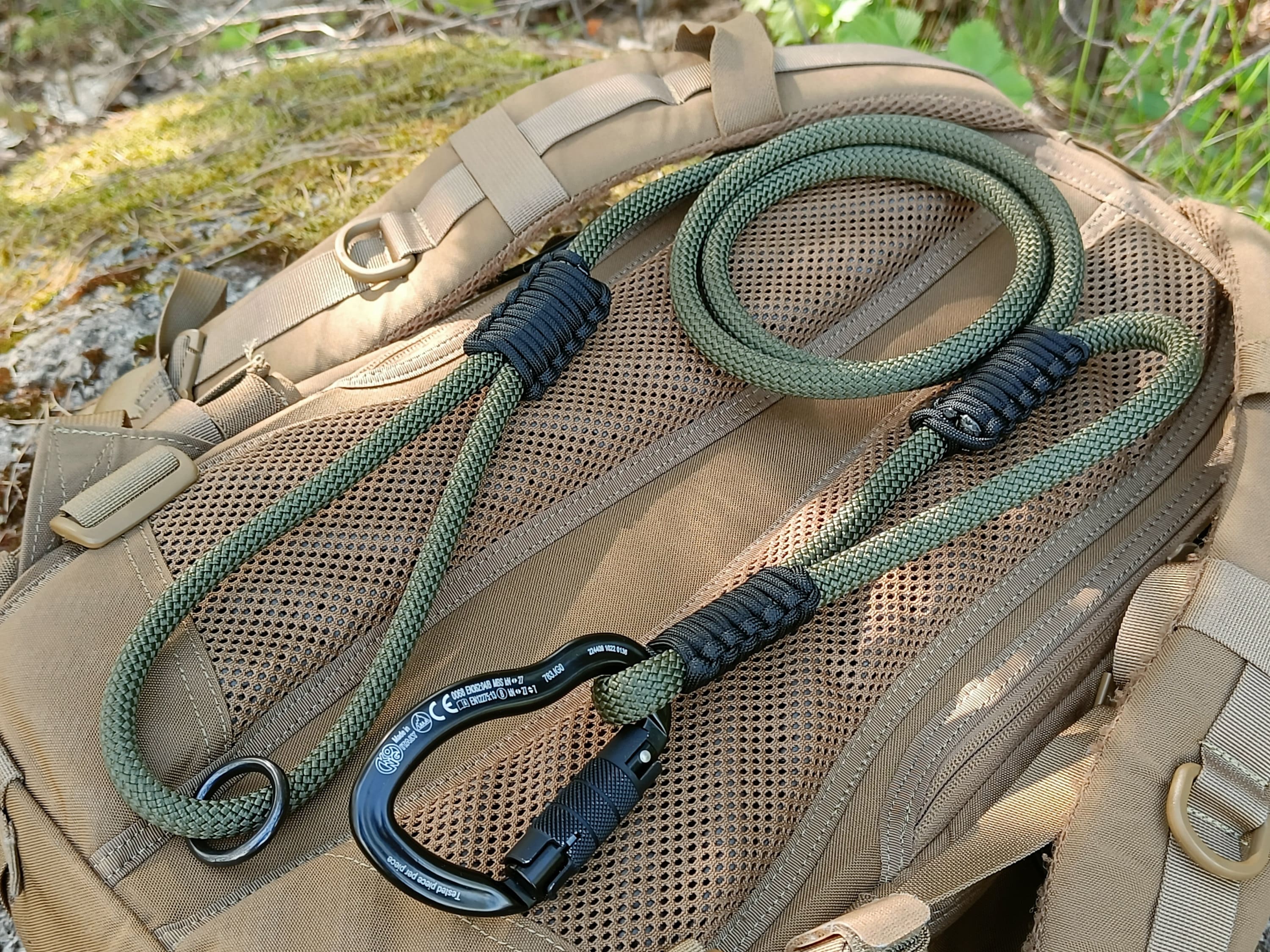 Klimtouw hondenriem met dubbel handvat en aangepaste clip, heavy-duty riem met handvat en originele karabijnhaak