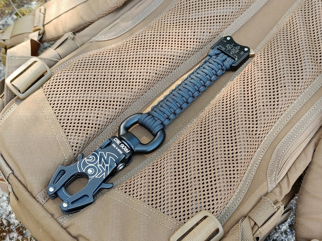 Additional Detachable Frog 360 Carabiner and Cobra Buckle Connection