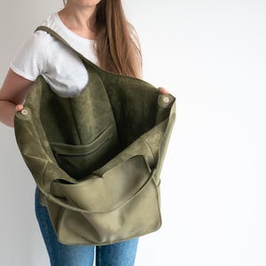 SHOULDER HOBO BAG, Oversize Leather Bag, Large Tote, Everyday Slouchy Tote, Olive Green Handbag, Shoulder Bag, Leather Women Purse