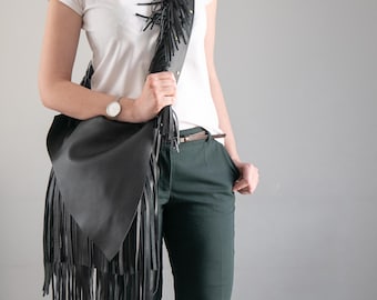 Unique Bohemian Black Leather Bag, Hippie Fringe Crossbody Purse, Boho Shoulder Bag, Long Fringes, Western Style Bag, Festival Crossbody Bag