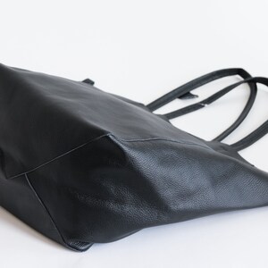 Sac SHOPPER OVERSIZE noir Grand sac fourre-tout en cuir Grand sac à bandoulière Sac de voyage Sac à provisions Fourre-tout surdimensionné Sac à main de tous les jours, Noir image 7