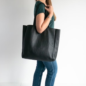 LEATHER TOTE BAG | Oversize Shopper Purse | Large Laptop Work Bag | Everyday Shoulder Handbag | Black Leather | Zippered Pocket | 15.7&quot;