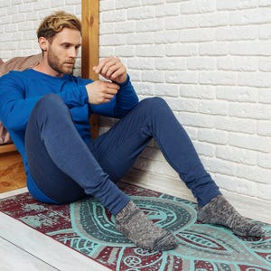 Men workout clothes: workout leggings merino wool Long Johns + Socks, Merino Base Layer Thermal Undewear Wool Mens Pants, Midweight 250 gsm image 3