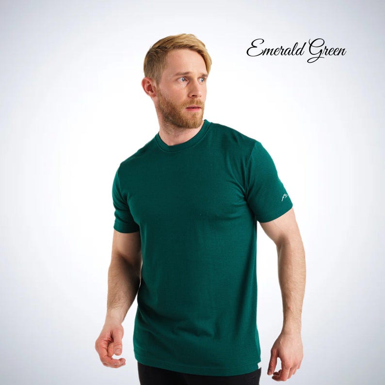 Merino wool shirt: merino base layer thermal shirts, mens running gear, wool t-shirt, gymwear men, mens hiking clothes, thermal underwear Emerald Green