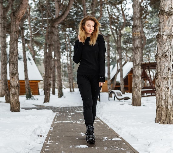 Merino wool thermal set, ladies thermal wear, winter sportswear ladies running gear, gymwear for women, undershirt, underpants, 320 gsm