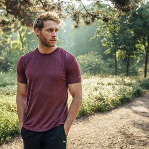 Thermal shirts - Merino wool shirt, men's thermal tee, hiking clothes, merino base layer mens undershirt, true classic tees, gymwear men Burgundy