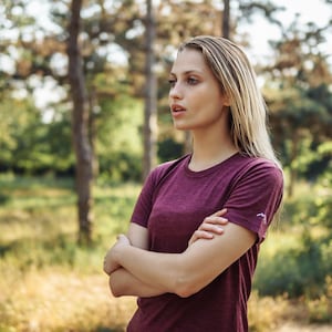 Merino t-shirt: womens base layer merino wool shirt, gymwear, runner gear, hiking clothes Burgundy