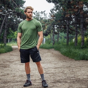 Thermal shirts - Merino wool shirt, men's thermal tee, hiking clothes, merino base layer mens undershirt, true classic tees, gymwear men Olive Green