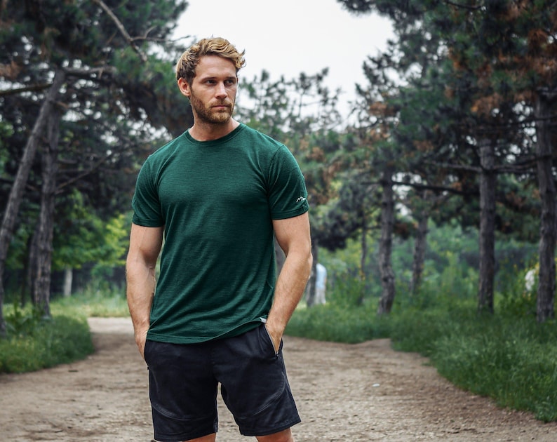 Thermal shirts - Merino wool shirt, men's thermal tee, hiking clothes, merino base layer mens undershirt, true classic tees, gymwear men Rainforest Green