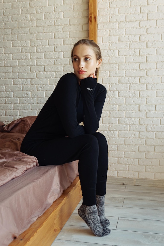Premium Wool set: Long Sleeve Shirt & Leggings, Womens Merino Wool Underwear Kit, Thermal Base Layer, Organic Activewear, Merino 165 gsm
