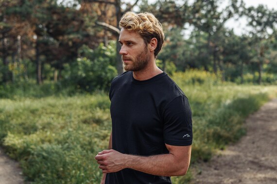 Men's T-Shirt - Merino Wool Shirt for Men, Organic Merino Tee Short Sleeve, Comfy  lightweight shirts, Basic Summer Top, Gift for him