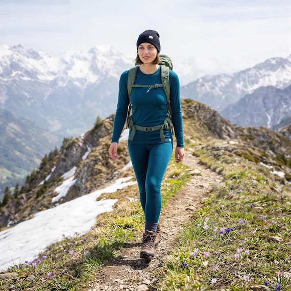 Merino thermals base layer set, ladies loungewear, long underwear, sportswear running gear, gymwear, undershirt