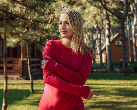 Wool Base Layer Set: Women's Organic Merino Long Sleeve Shirt & Socks, Crewneck Sweatshirt, Merino Midweight 250 gsm, Thermal Activewear