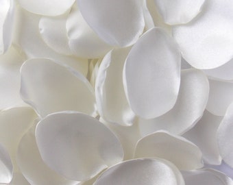 White rose petals Сlassical wedding Traditional wedding ceremony White flower petals