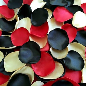 Black Red Gothic Wedding Petals Halloween Party Goth Table Decor Gold Petals Gothic Wedding Decor Dark Romance Halloween Table Cake Decor