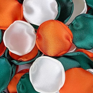 Emerald wedding Burnt orange decor Ivory rose petals Wedding table decor Fall wedding aisle decor