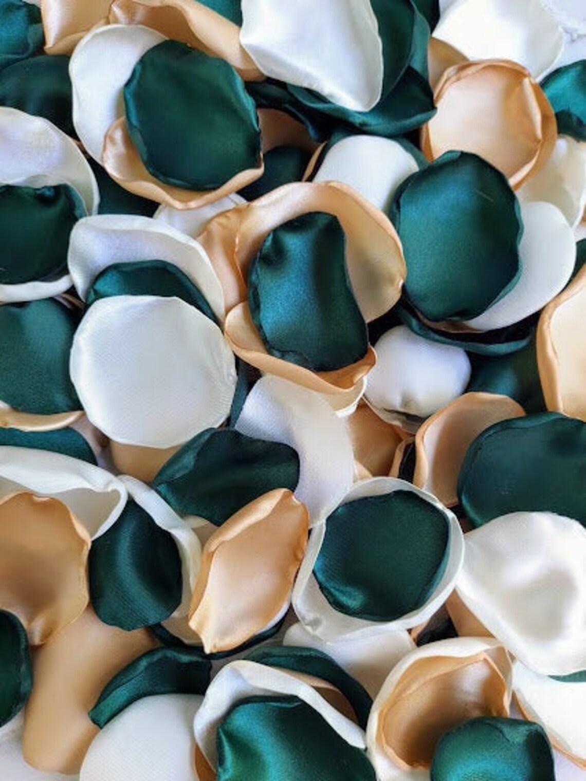 Emerald green weding Ivory rose petals Gold rose petals Etsy