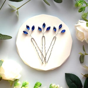 Blue hair pins Wedding blue hair accessory Bridesmaid gift Bridal hair pins Crystal Hair Pins Something Blue bride accessories