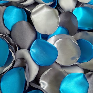 Silver Blue Wedding Petals Elegant Decor Gray Blue Rose Petals Table decor Winter  Frosty Wedding Ceremony Flower Girl Petal Coastal Wedding