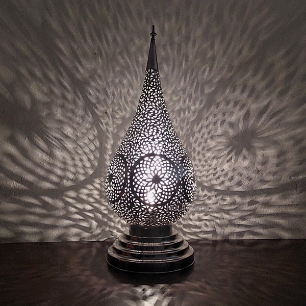 Luxuriöse Stehlampe, 100 % handgefertigte marokkanische Beleuchtung, Stehlampe im neuen Design