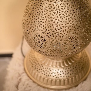 Marokkanische Stehlampe – Handgefertigte Stehlampe, Stehlampe im neuen Design, Vintage-Lampe, Tischlampe – Leuchte aus Messing Bild 5