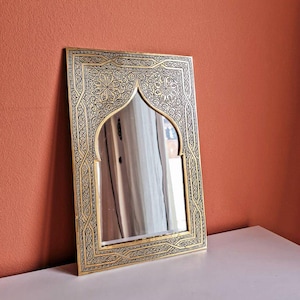 Moroccan Mirror Wall Decor, Handmade Brass Mirror, Vanity Mirror, Decorative Mirror,Handmade 100% Wall Mirror-3 sizes and 2 colors available bild 1
