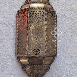 Traditional wall sconce 100% handmade Moroccan lighting image 5