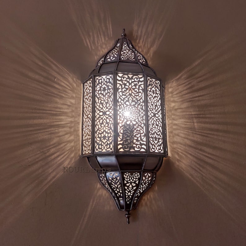 Traditional wall sconce 100% handmade Moroccan lighting image 2