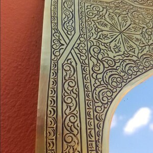 Moroccan Mirror Wall Decor, Handmade Brass Mirror, Vanity Mirror, Decorative Mirror,Handmade 100% Wall Mirror-3 sizes and 2 colors available bild 2