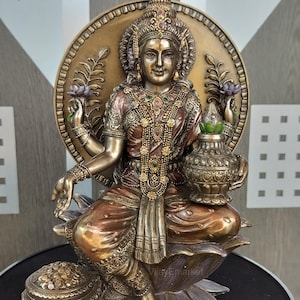 Lakshmi-idol i bronsfinish | Hinduisk gudinnastaty, Diwali-dekor