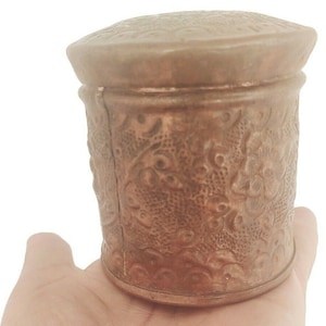 Floral Embossed Copper Pot with Lid: Vintage Handmade Kitchenware