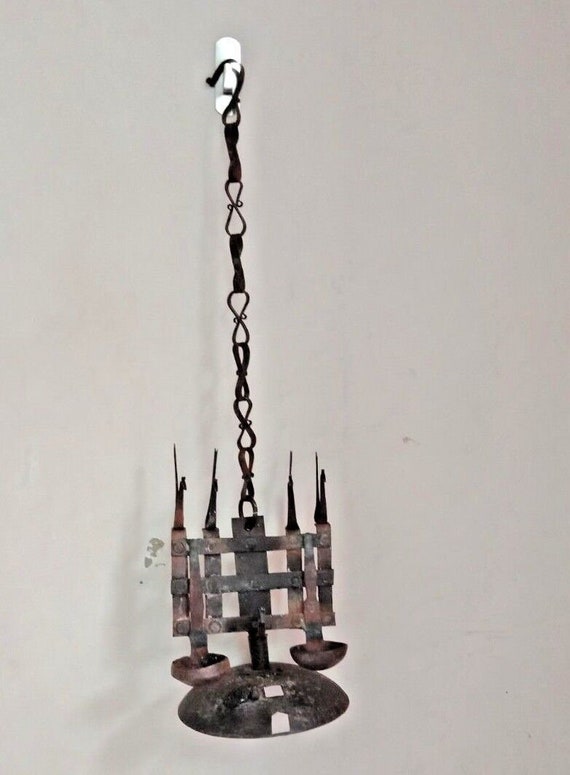 Rare Antique Iron God Worship Oil Lamp Hand Forged Hanging Deepak Lamp Collectible Vintage Home Decor Unique Gift for Spiritual Enthusiasts