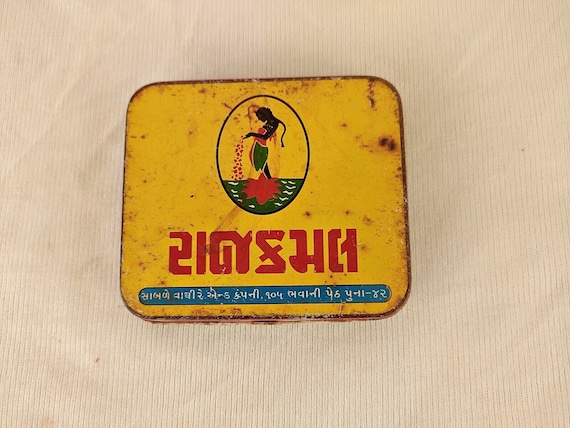 Old Vintage Rajkamal Windsor Biscuit Tin Box – Rare Indian Advertising Collectible | Retro EHS Canister | Antique Kitchen Decor and Storage