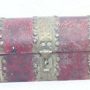 Handcrafted Wooden Jewelry Box: Vintage Brass-Fitted Trinket Storage