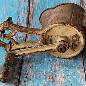 Antique Fripu 211 Meat Grinder: German Cast Iron Kitchen Collectible