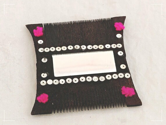 Vintage Handmade Wooden Tribal Hair Comb– Artisan Haircare Accessory from India, Authentic Tribal Craft, Stylish & Functional Cultural Piece