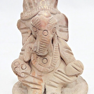 Vintage Terracotta Lord Ganesha Statue: Handcrafted Hindu Decor from India