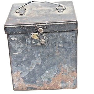 Vintage Painted Metal Tin Box: Rustic Kitchen Storage Organizer