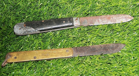 Antique Brass & Iron Horn Handle Pocket Knives, Set of 2 Vintage Folding Pocket Knives, Handcrafted Collectible Cutlery, Unique Gift Idea S1