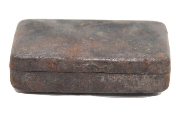 Old Vintage Floral Tin Box Paan Daan– Handcrafted Multipurpose Storage, Antique Decor for Keepsakes, Unique Personalized Gift for Collectors