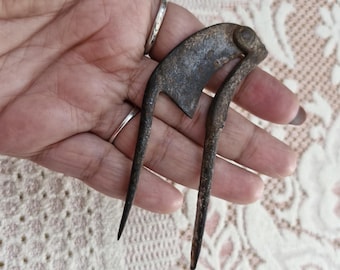 Vintage Indian Iron Betel Nut Cutter Sarota Adkitta Traditional Paan Hand Tool