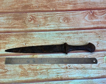 Vintage Forged Iron Decorative Metal Relic Rustic Primitive Historical Collectible Decor A2