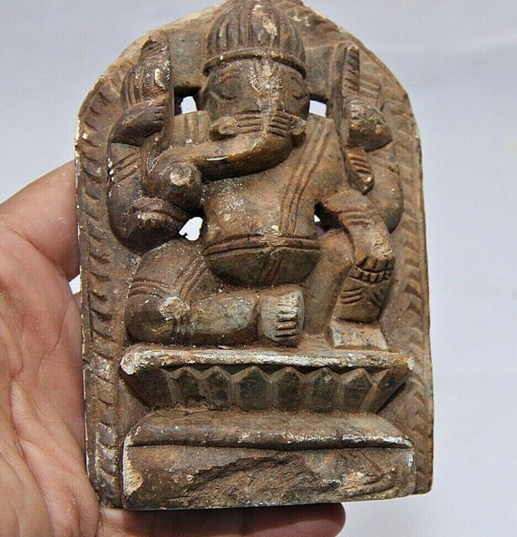 Old Antique Hand-Carved Sandstone Ganesha Statue– Vintage Hindu Idol, Unique Spiritual Décor with Rugged Craftsmanship for Sacred Spaces D14