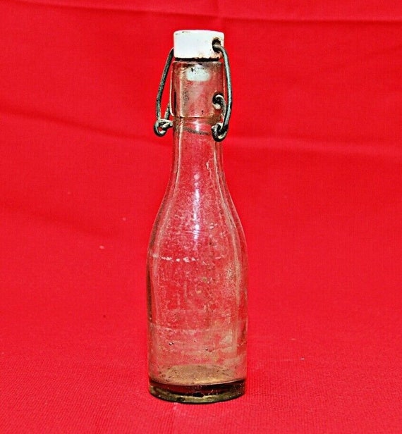 Vintage German E.Merck Porcelain Bottle Stopper Darmstadt Collectible Unique Pharmacy Flask Top Authentic Decor for Enthusiasts & Historians
