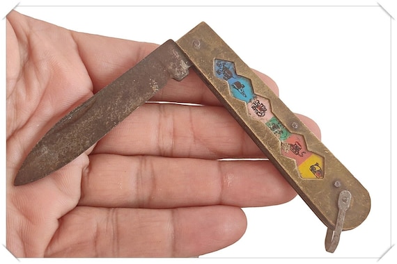 Vintage Islamic Signs Rat Brand Brass Iron Folding Knife Collectible Unique Decor for Home and Office Eccentric Gift for Collectors