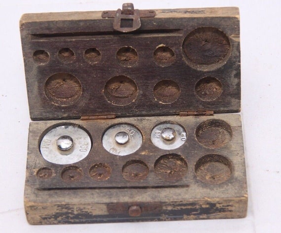 Vintage Pharmacist Box with 3 Small Weights– Goldsmith Weighing Set, Collectible Historical Calibration Weights, Precision Measurement Relic