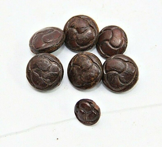Vintage 7-Piece Button Lot Rare Decorative Sewing Crafts, Antique Clothing Accessories with Intricate Designs Collector’s Kit for Artists C1